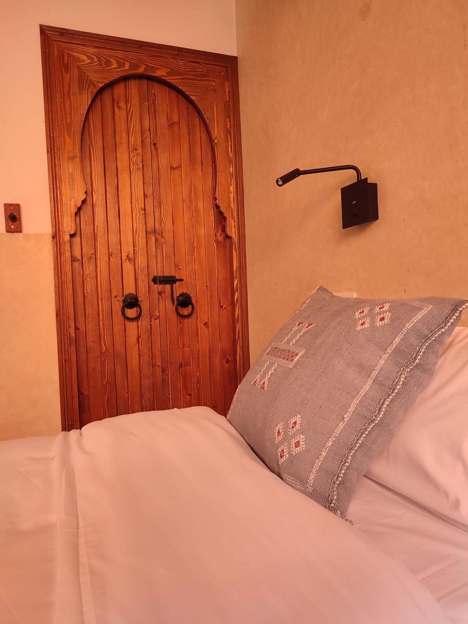 Private Room In Apartment Tov Taghazout Luaran gambar