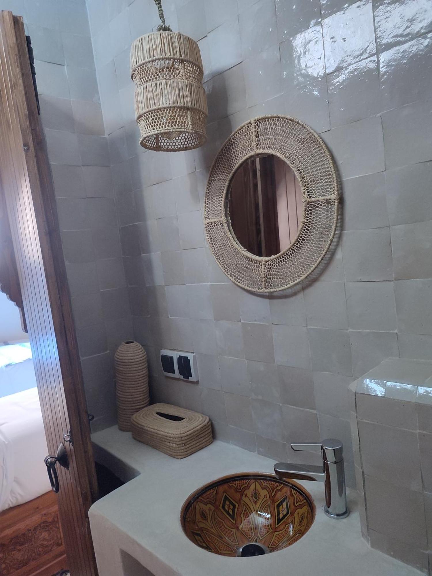 Private Room In Apartment Tov Taghazout Luaran gambar