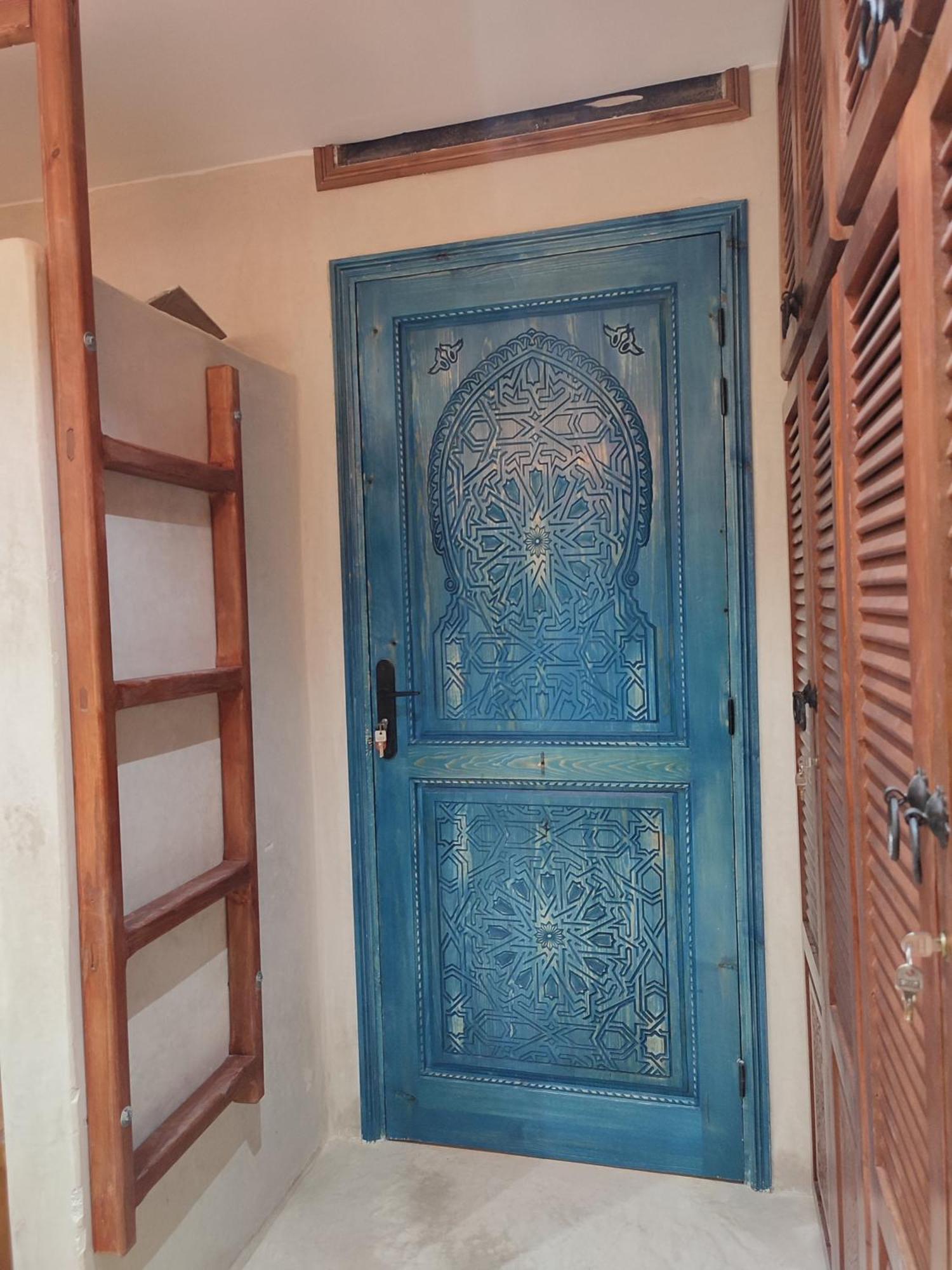 Private Room In Apartment Tov Taghazout Luaran gambar